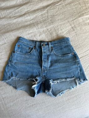 Levi’s 501 Short W26 - High rise medium wash